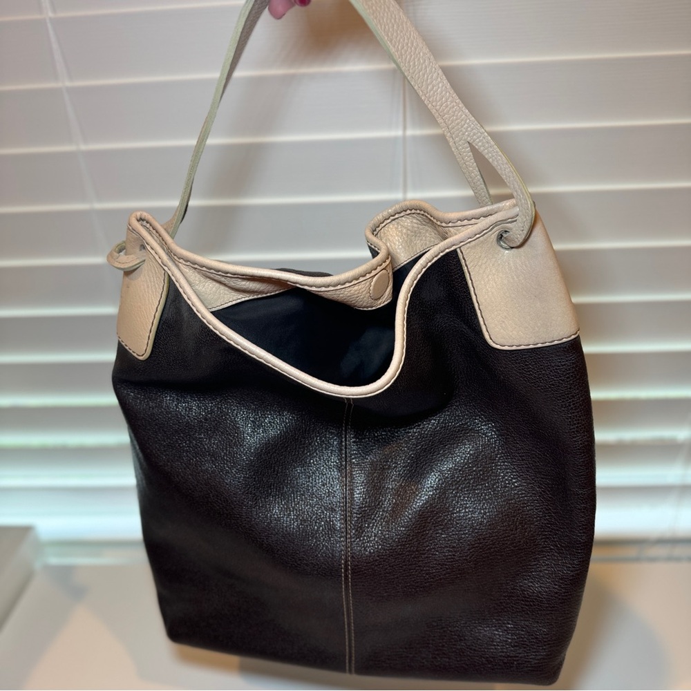 Handbag - Picture 2 of 5